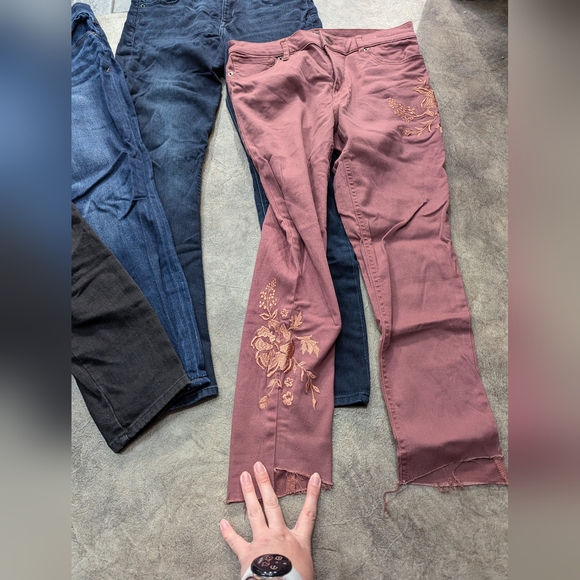 Women's Jeans Bundle - Size 8 (5) Express & Victoria's Secret - Picture 3 of 14